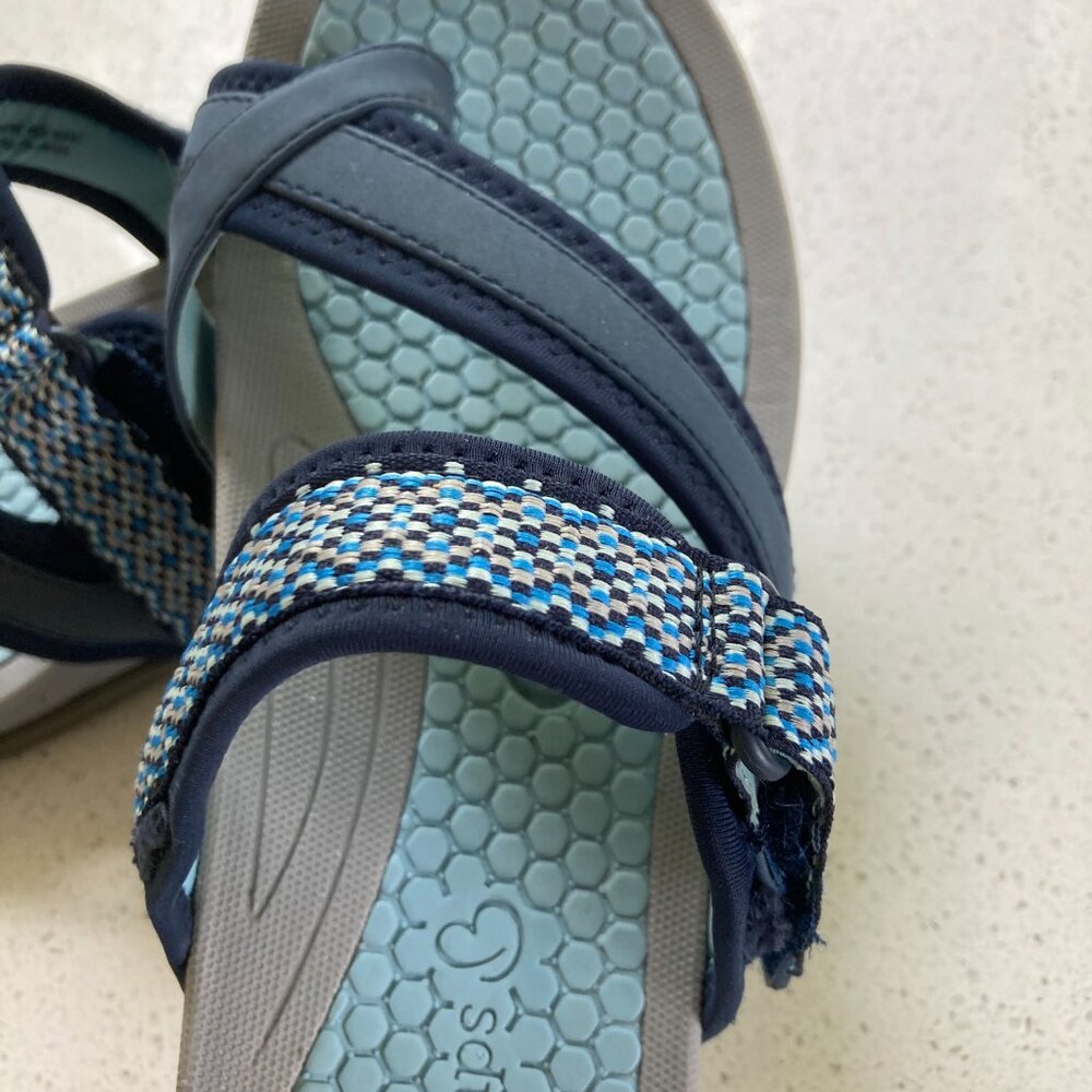 BARETRAP SANDALS= size 8M - Picture 2 of 4